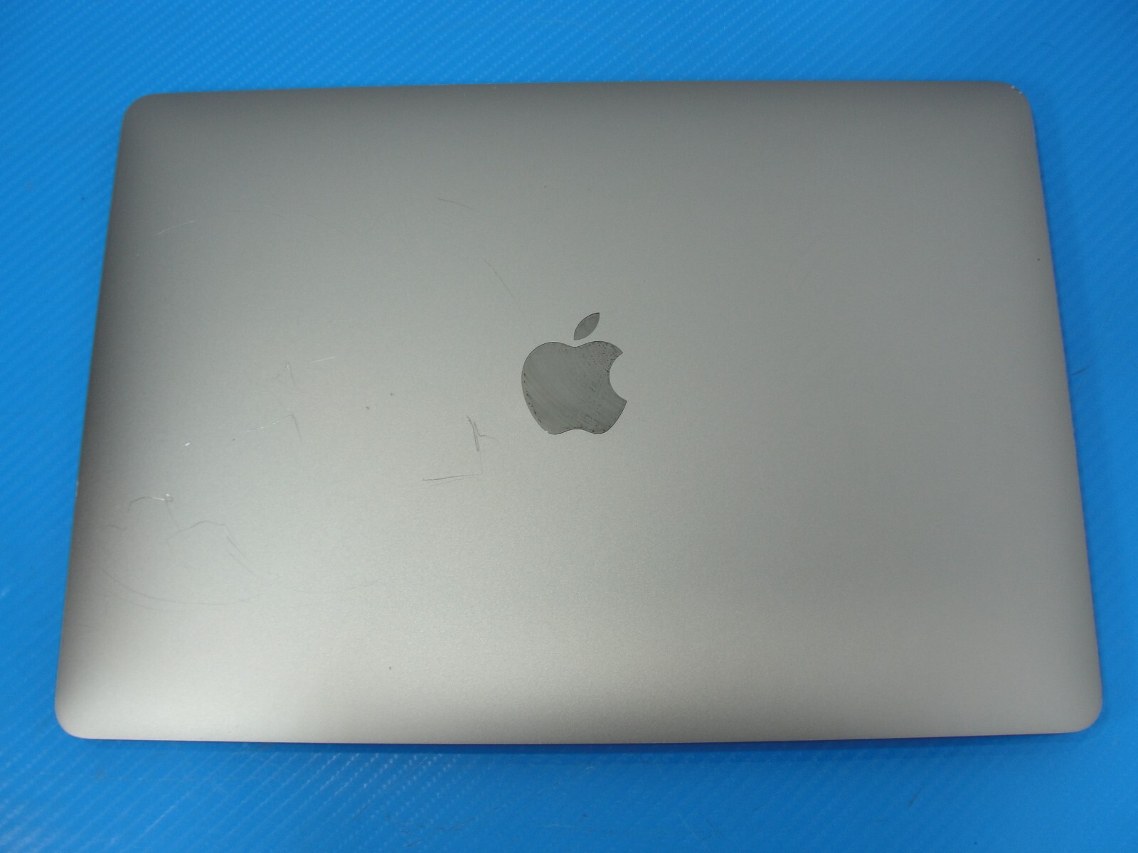 161 cycle Apple MacBook Air 13″ M1 2020 8CPU/7GPU 8GB 256GB SSD A2337/MGN63LL/A