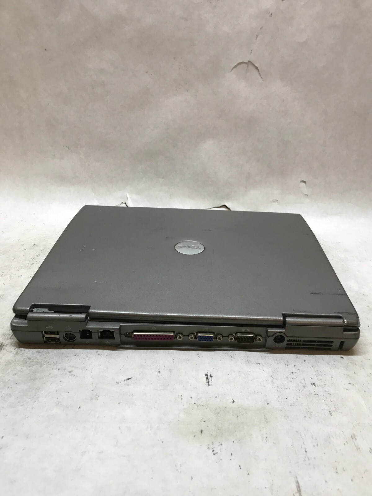Dell Latitude D600 14.1″ Intel Pentium NO RAM NO HDD/OS For Parts NO POWER – DW