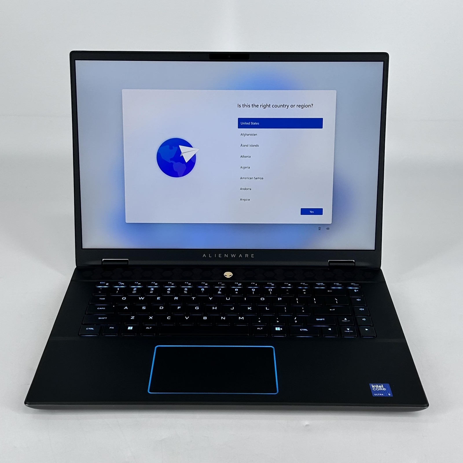 Dell Alienware M16 R2 240Hz QHD+ 2.3 GHz Ultra 9 185H 64GB 2TB SSD RTX 4070