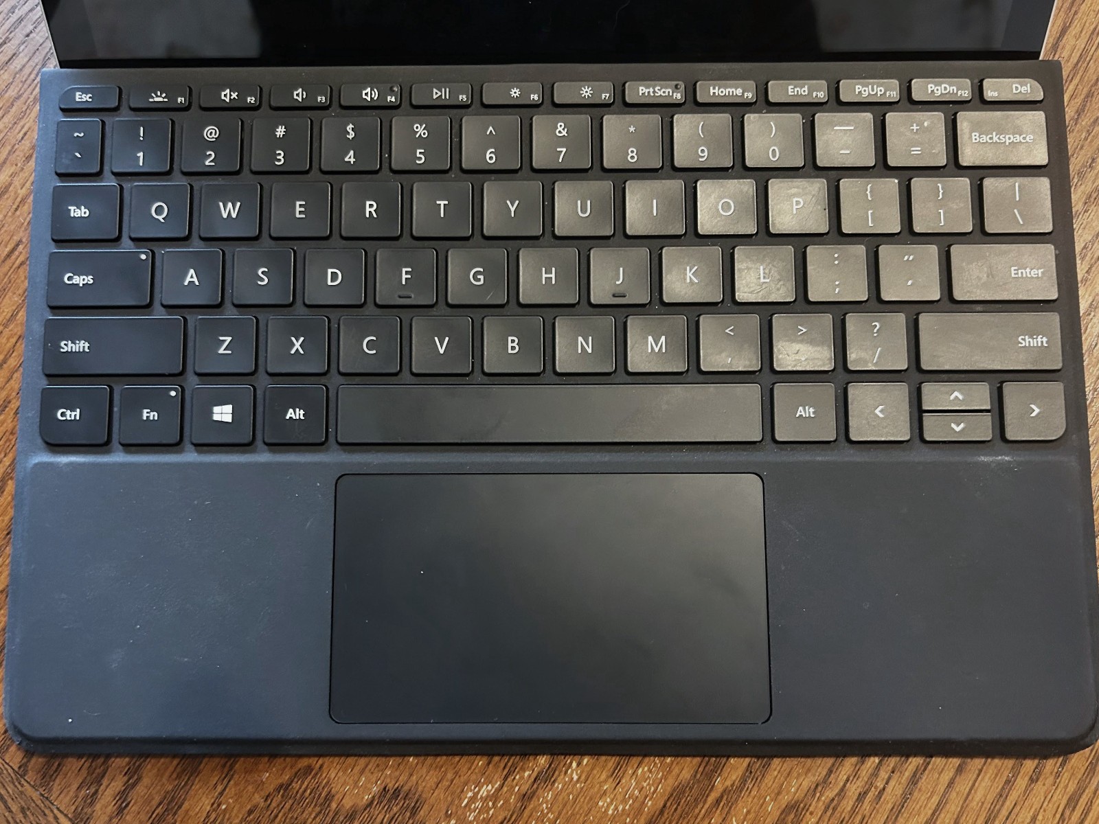 Microsoft Surface Go 3, 8 GB RAM, 128 GB storage + Keyboard & Pen!