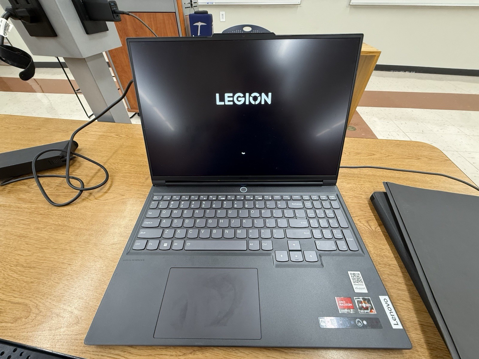 Lenovo Legion S7 AMD Advantage | Ryzen 9 6900HX | *!UPGRADED TO 24GB RAM!*