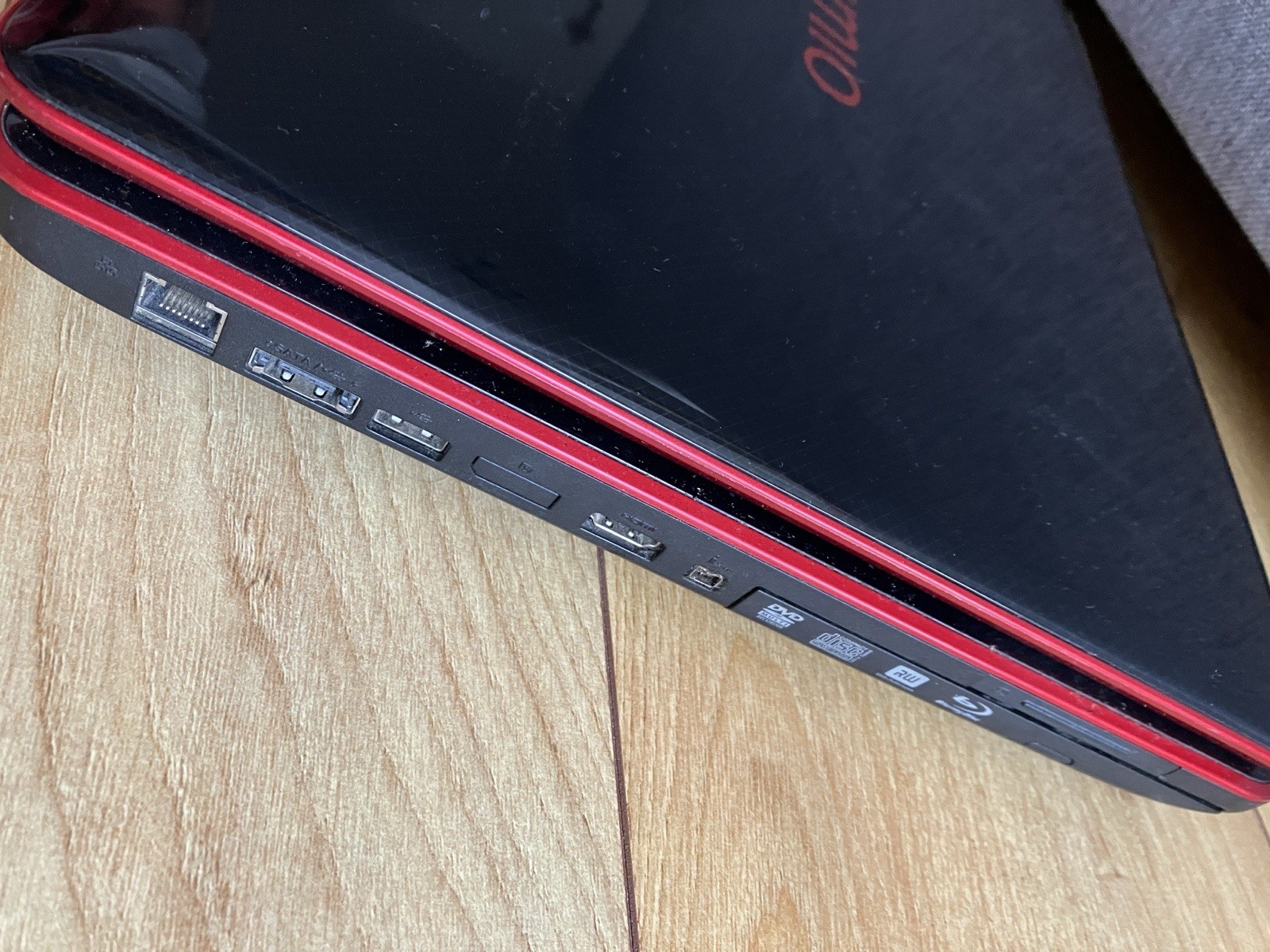 TOSHIBA Qosmio X505-Q870 – fully functional or for parts