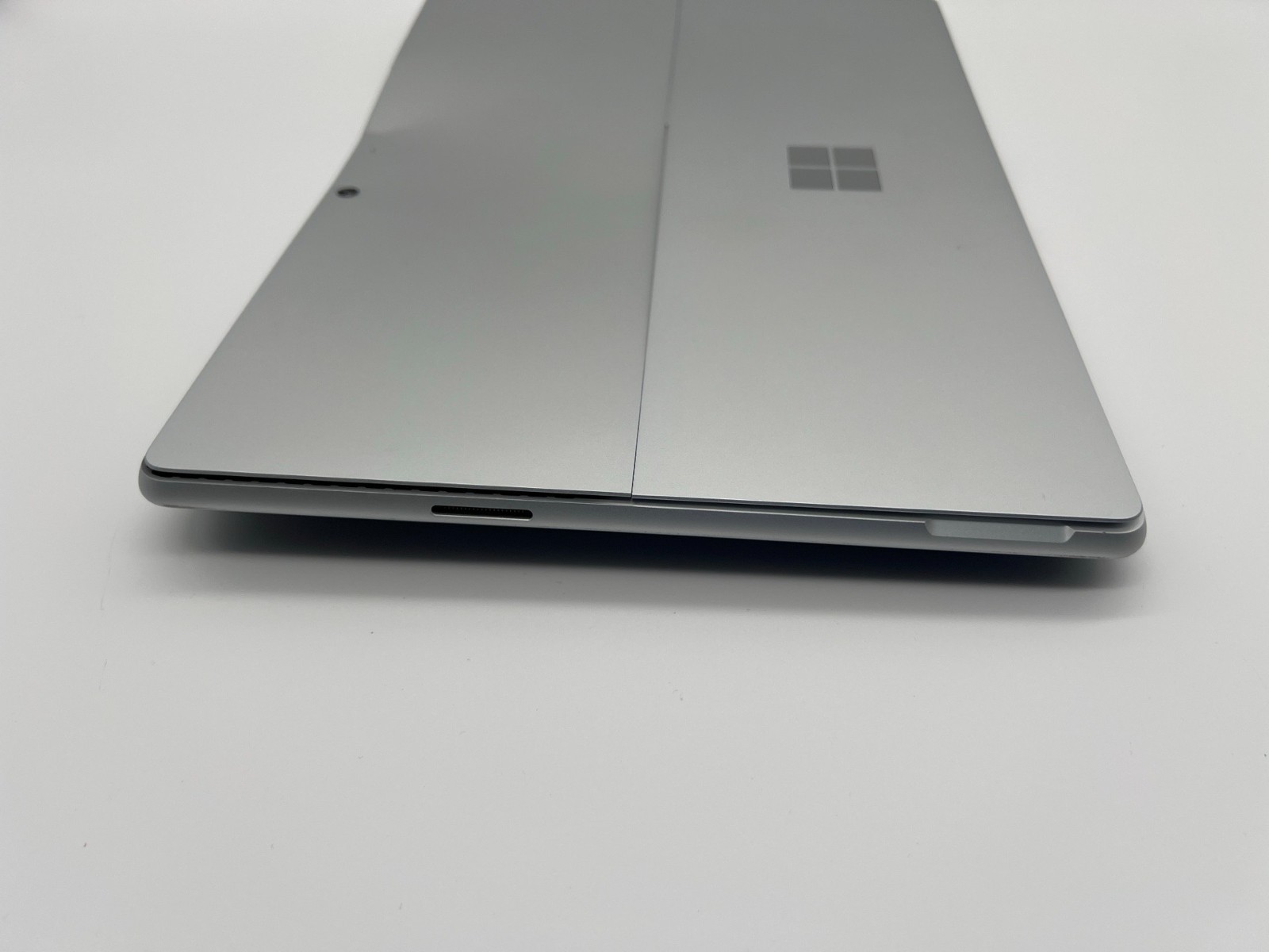 Microsoft Surface Pro 11 Copilot+ PC Snapdragon X Plus 16GB 512GB Win11 home