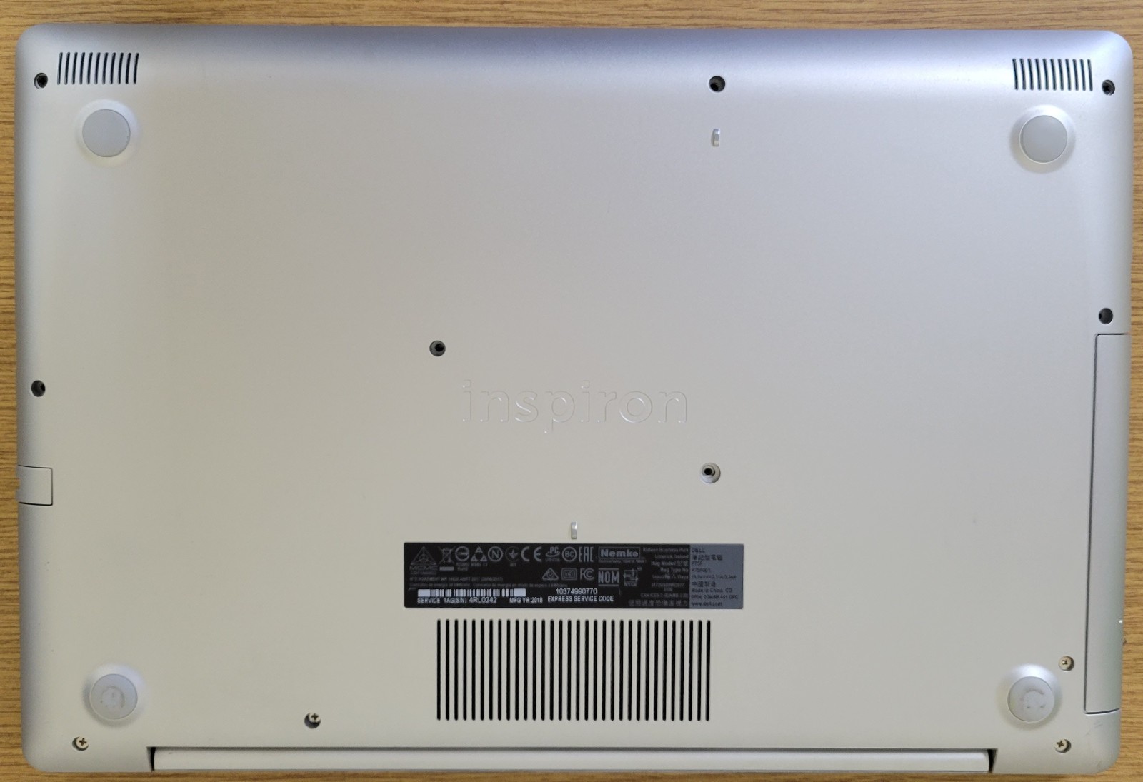 Dell Inspiron 5570 i5-8250U 1.60GHz 16GB 15.6″ TS No OS/SSD/HDD