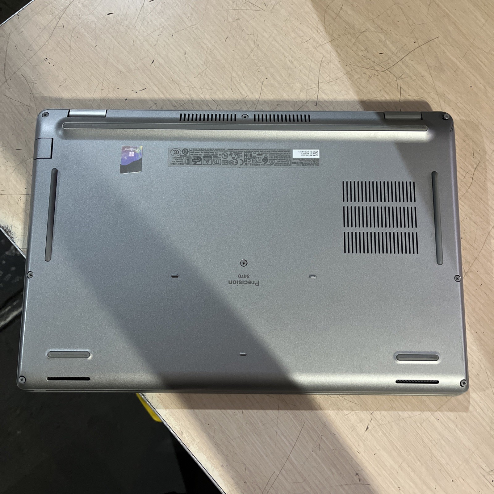 DELL PRECISION 3470 INTEL CORE I5-1250P 16GB RAM NO HD ;