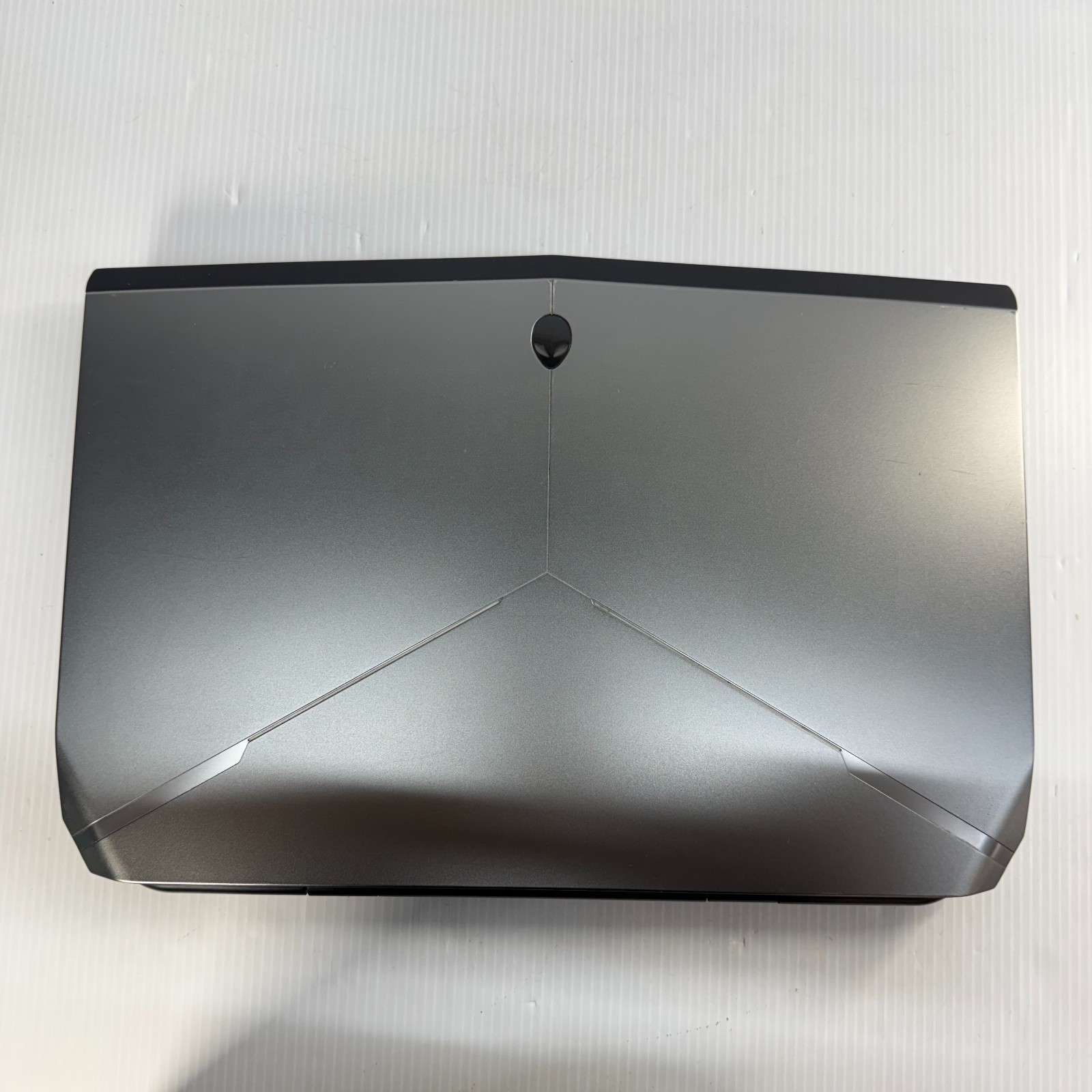 Alienware 17 R3 i7 6th Gen 17.3″ Laptop AS IS for PARTS – NO VIDEO