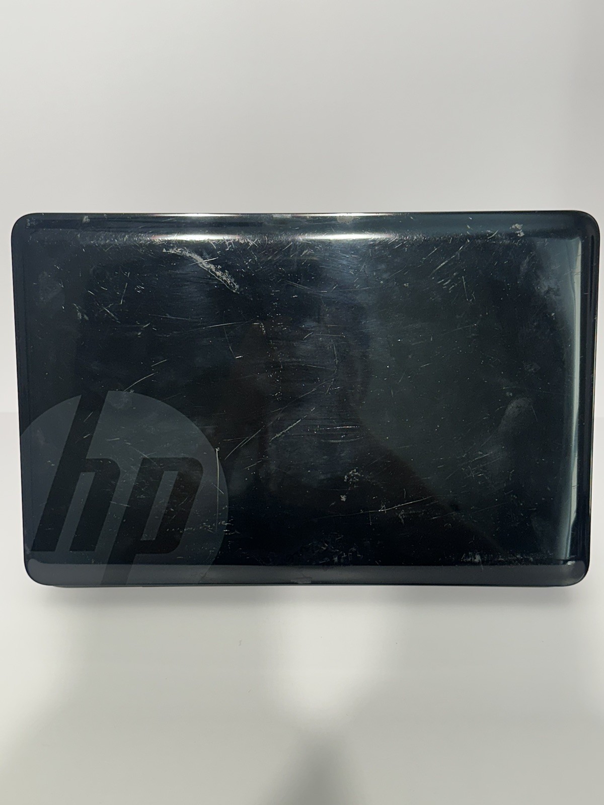 HP 2000-2D09WM With Battery /UNTESTED! UNKOWN!