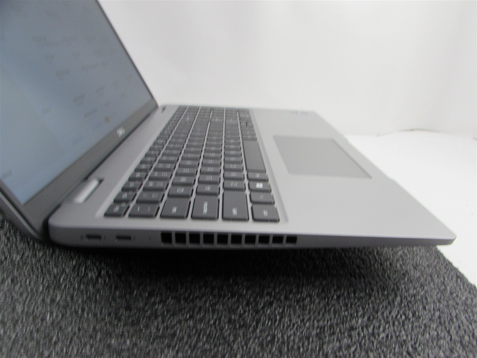 DELL LATITUDE 5540 1920X1080 FHD CORE I7-1370P 14 CORE NO SSD 32GB RAM NO O.S
