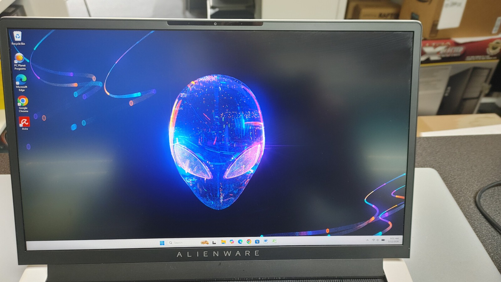 Alienware x17 R2 7.3 in, 1TB SSD, Intel Core i9-12900H, 16GB, RTX 3070 Ti