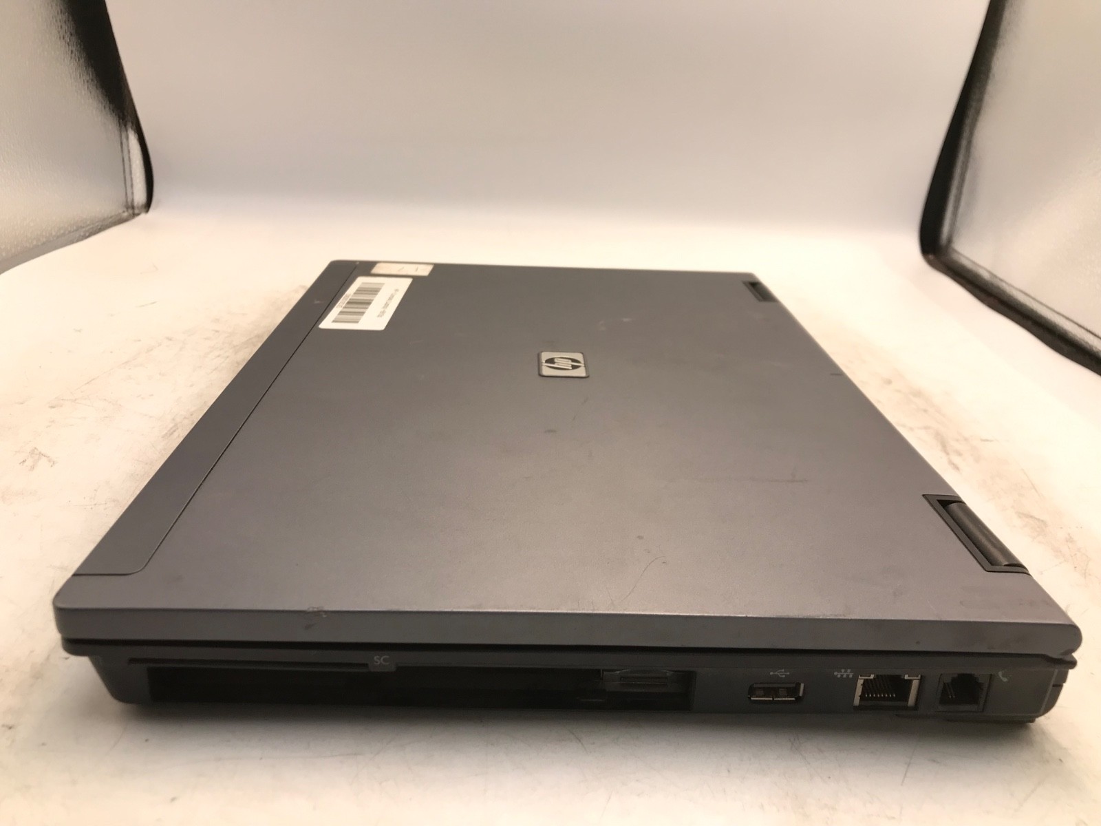 HP Compaq 6910p Intel Core 2 Duo 2.1GHz 14″ NO HDD-BOOTS BIOS-MZ