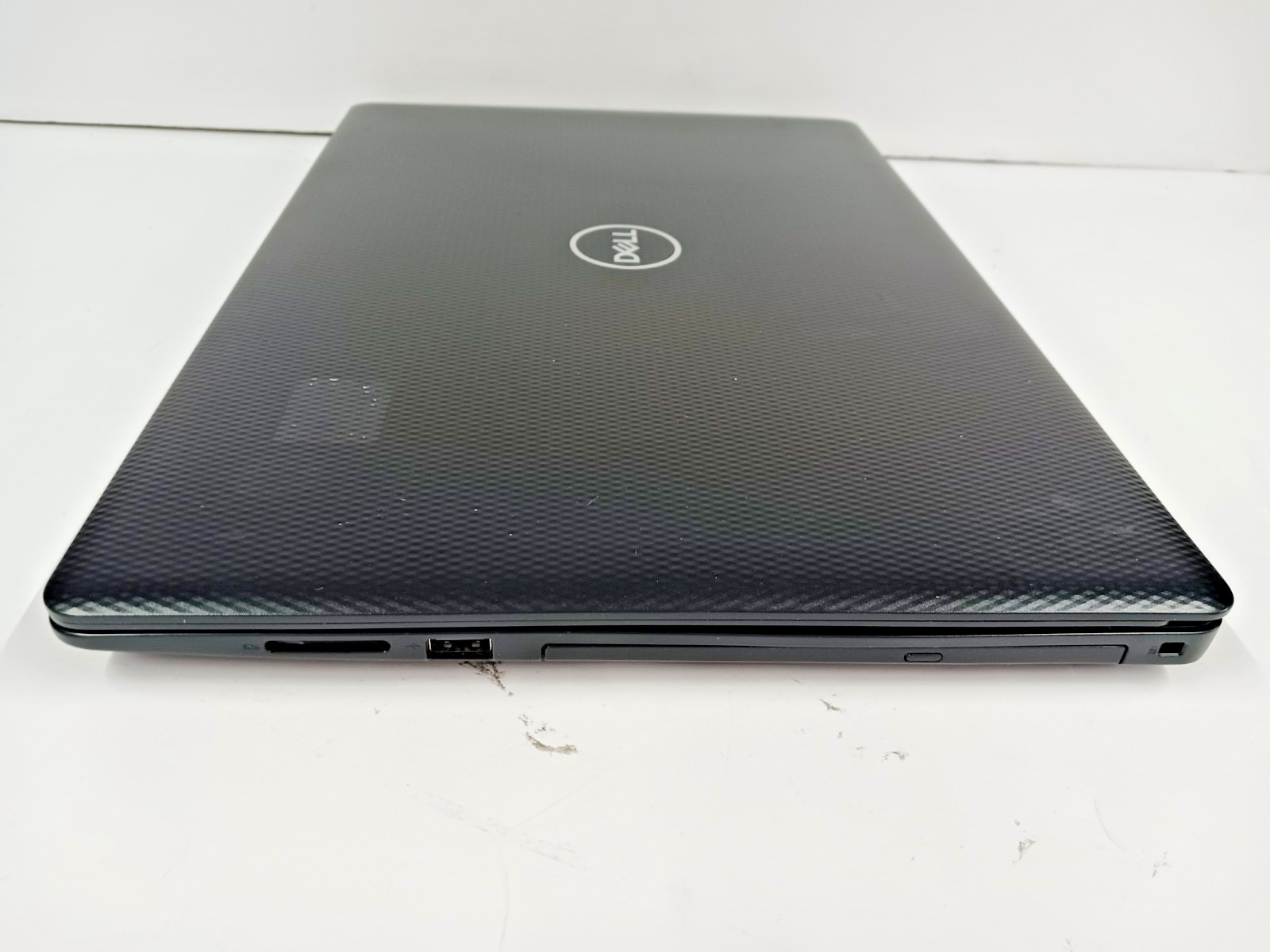 15.5″ DELL Inspiron 3581 Intel Core i3-7020U @ 2.30 GHz 8 GB RAM 128 SSD, No OS