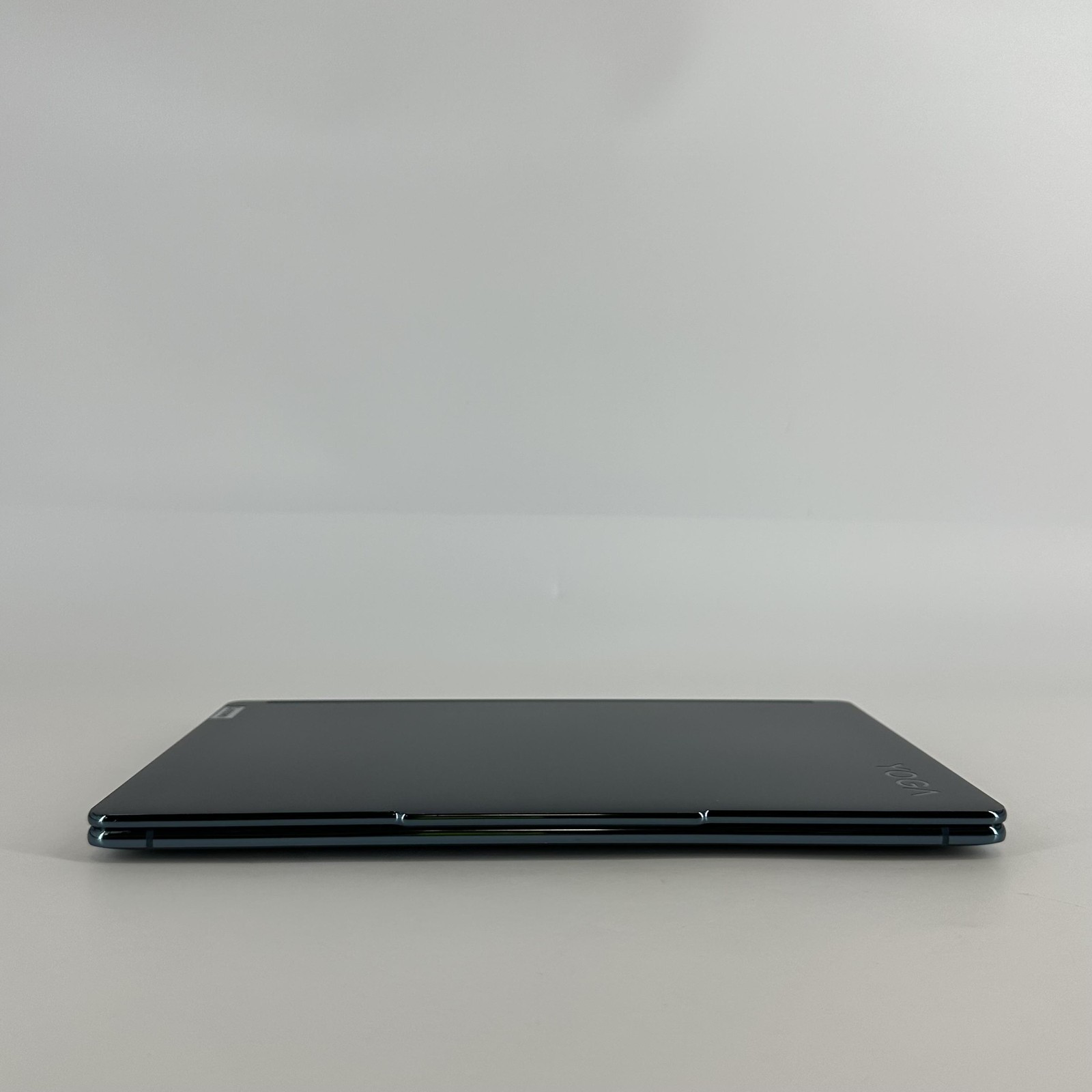 Lenovo Yoga Book 9i 13.3 QHD+ TOUCH 1.7 GHz i7-1355U 16GB 512GB SSD Excellent