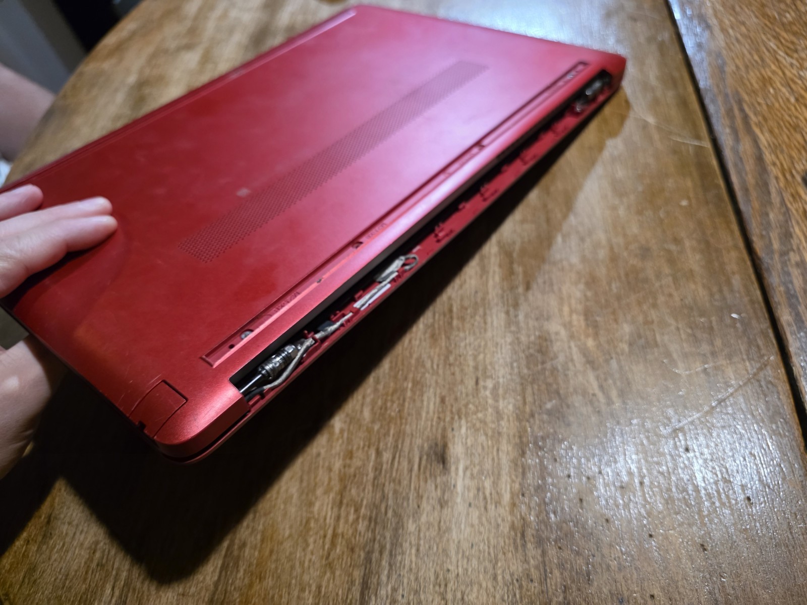 HP Laptop 15-DW 1083WM 15.6″ Pentium Gold 6405U 2.4GHz 4GB RAM, No SSD, No OS