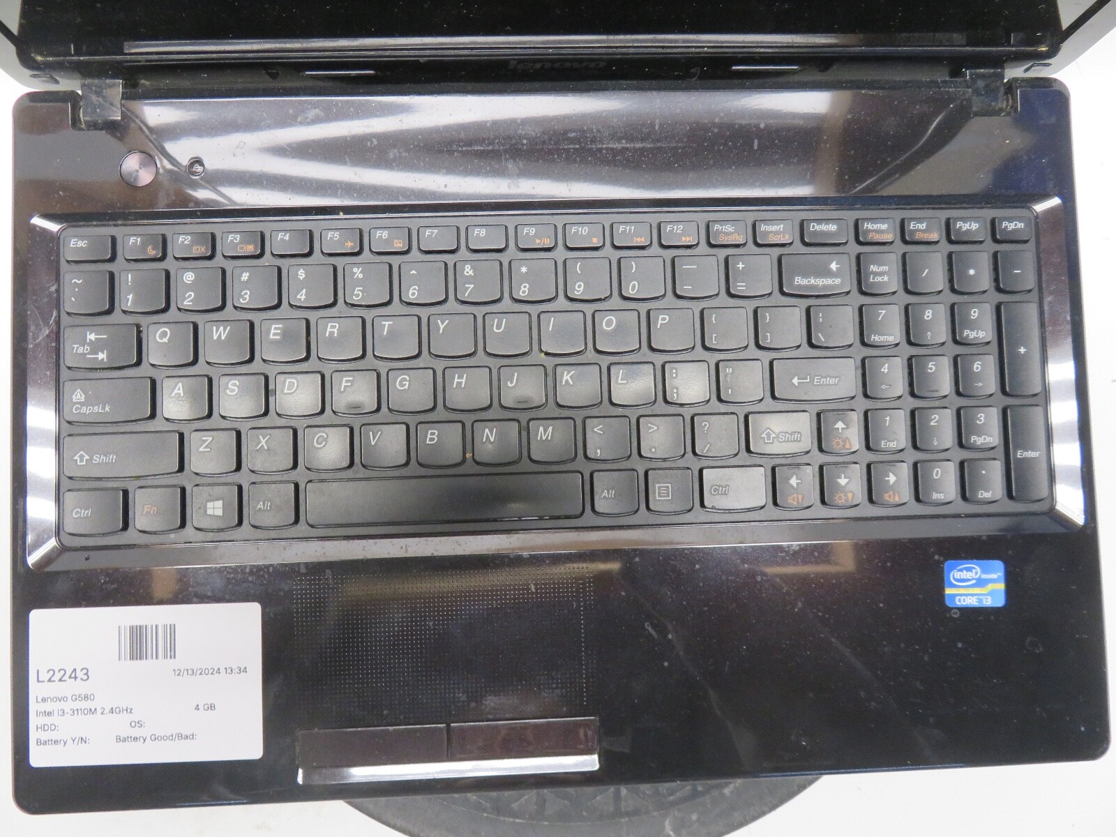 Lenovo G580 Intel i3-3110M 2.4GHz 4 GB NO HDD No Batt