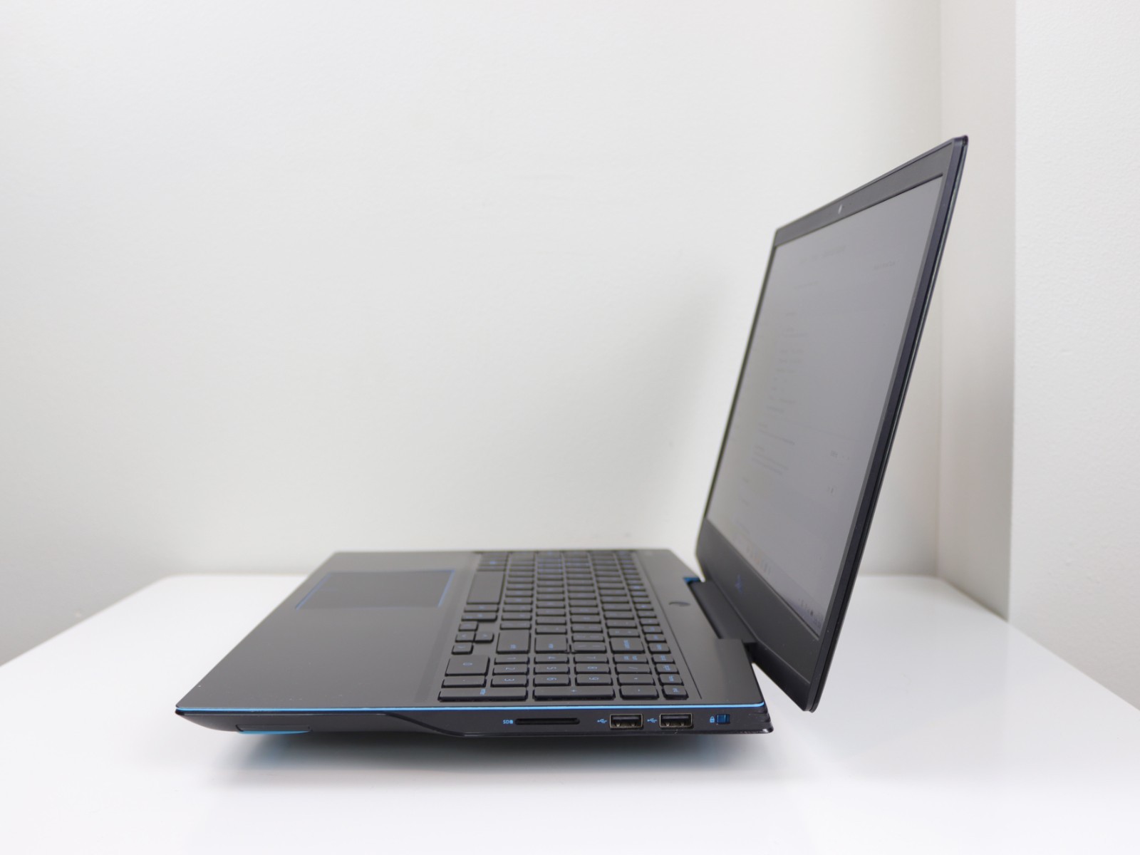 Dell 15.6 G3 3590 Intel Core i5-9300H 8GB RAM 512GB SSD NVIDIA GTX 1660 Ti
