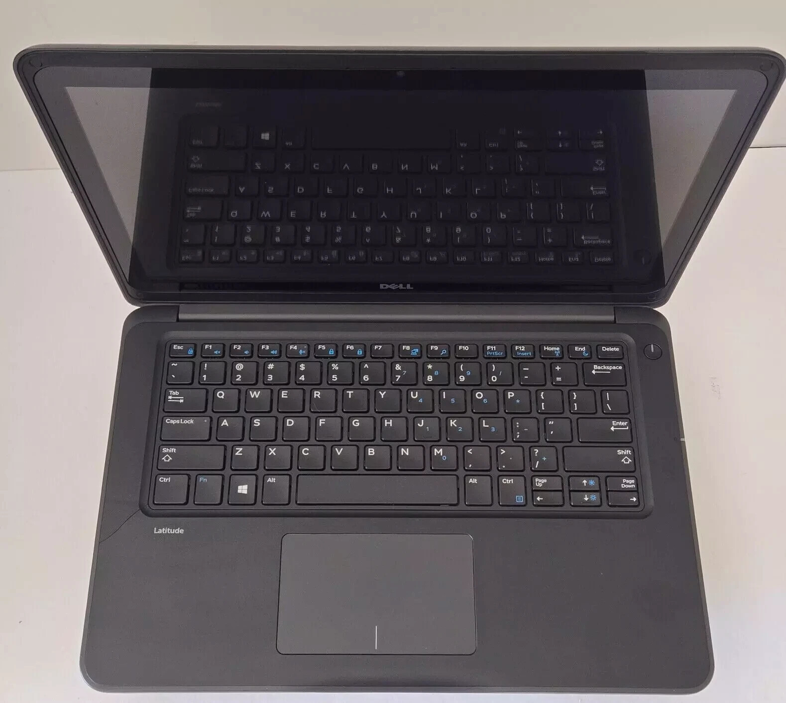 Dell Latitude 3380 13.3” intel Core i3-7020U @ 2.30GHz 16GB RAM 256GB SSD