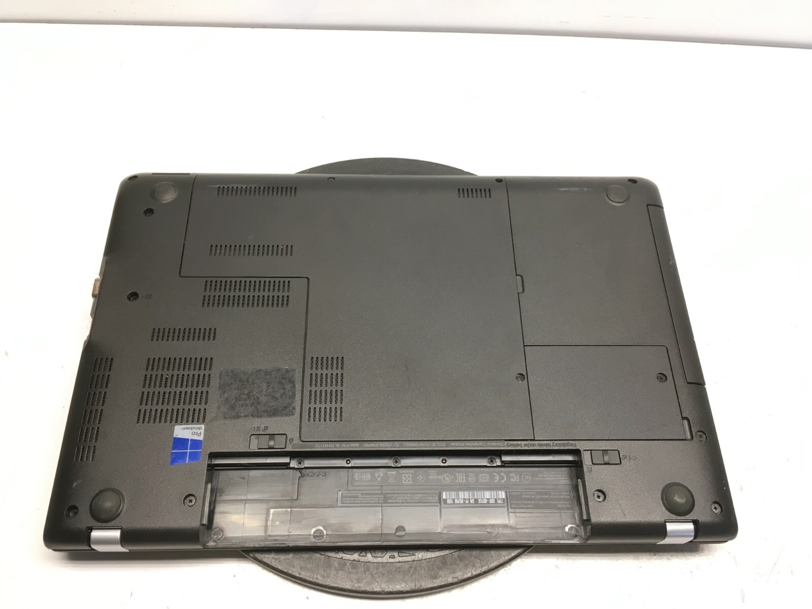 Lenovo ThinkPad E550 Intel i3-4005U 1.7GHz 4 GB NO HDD