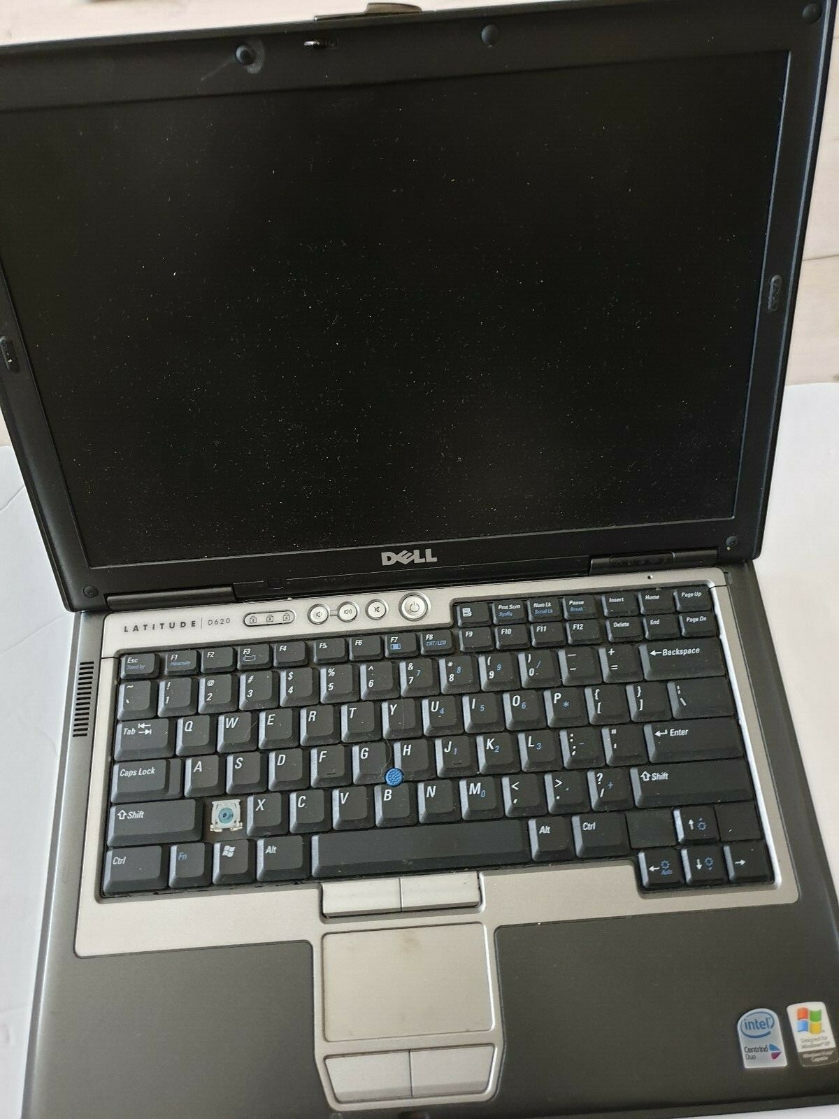 Dell Latitude D620 laptop computer Intel T5500 1.66GHz — FOR PARTS/REPAIR —-