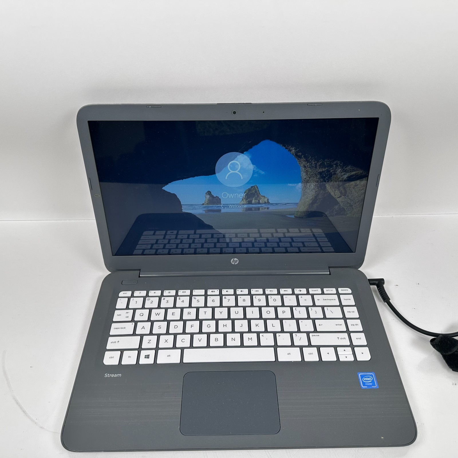 HP Stream 14-cb012dx 14″ Laptop 1.6GHz Intel Dual Core 4GB RAM 64GB