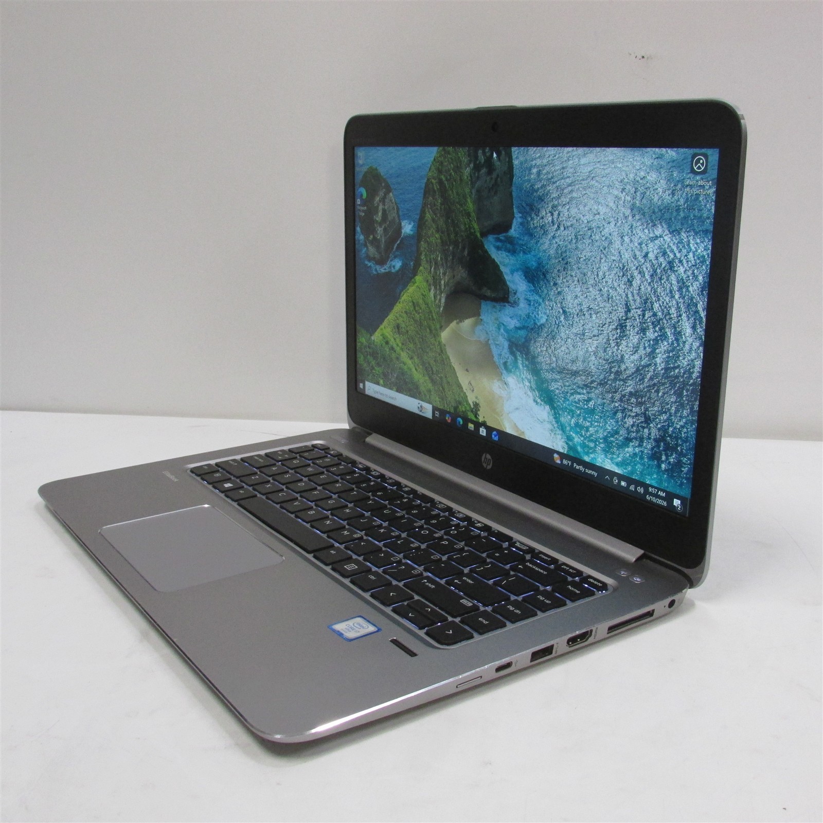 HP Elitebook Folio 1040 G3 i7-6600U 2.6GHz 16GB RAM 256GB m.2 14″ W10P COSM DMG