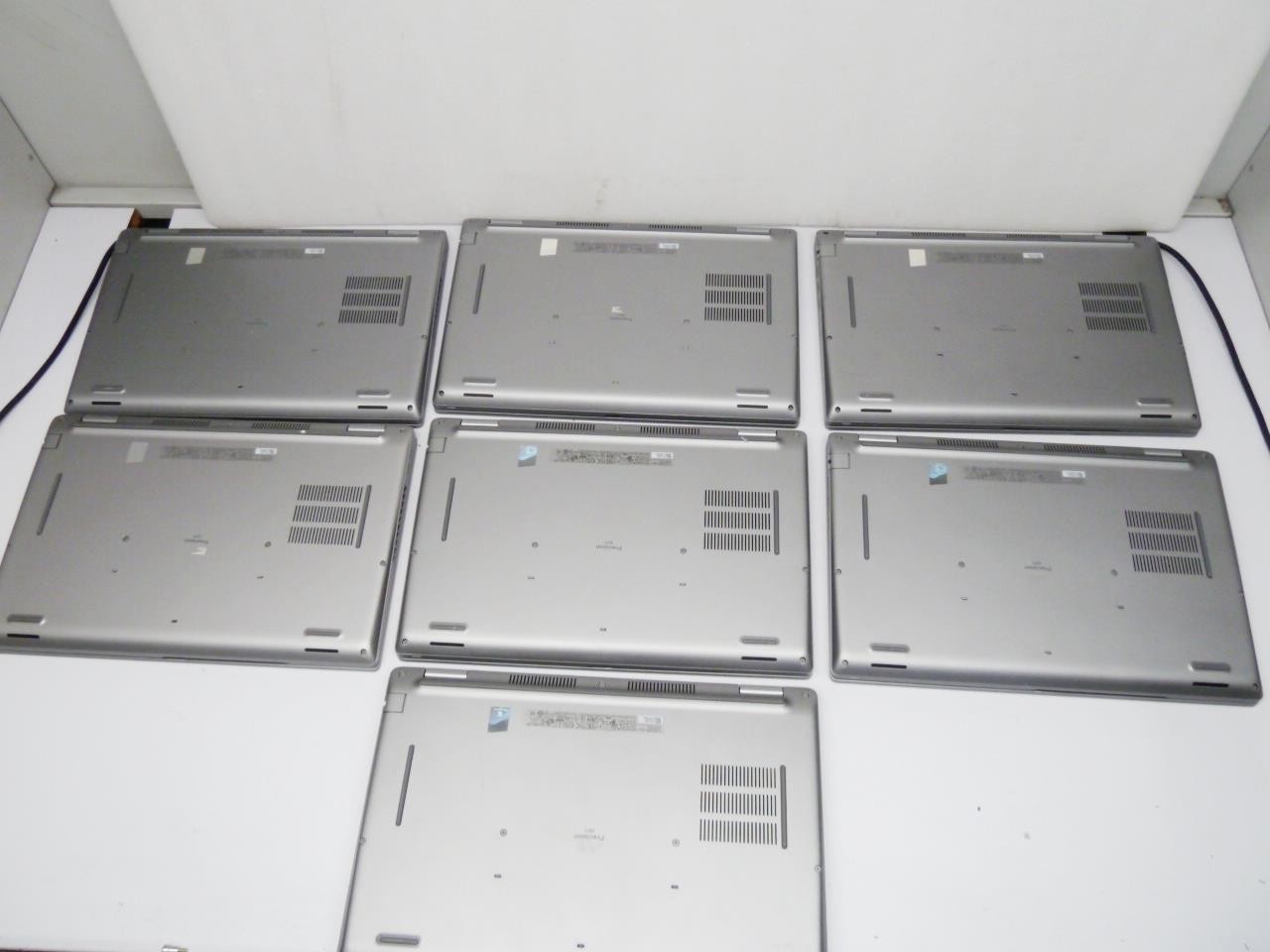 Dell Precision 3571 | 15.6″ 12th Gen i5-12500H WiFi/BT, No SSD/RAM | Bios Locked