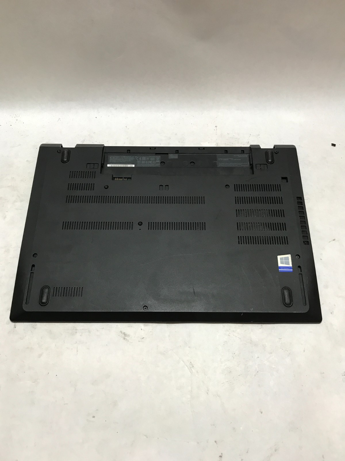 Lenovo Thinkpad P52s 15″ Intel Core i5 NO RAM NO SSD/OS For Parts READ DESC – DW