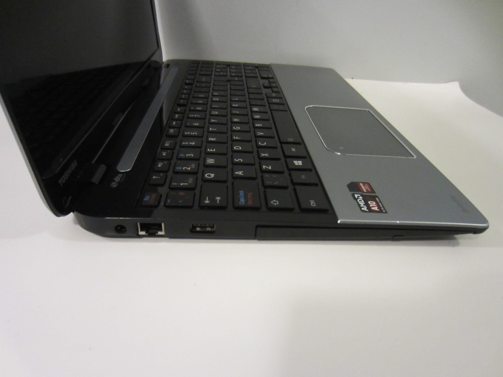 Toshiba Satellite S50D-A 15.6″ AMD A10-5745M Quad Core 2.1GHz Radeon AS-IS Parts