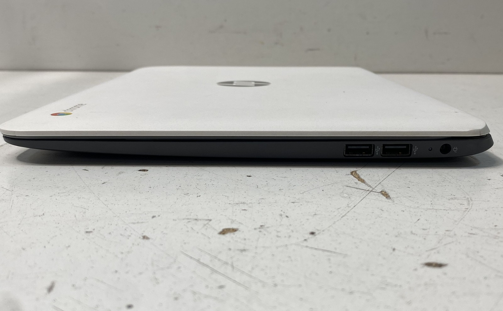 HP Chromebook 14-x010nr 14″ NVIDIA Tegra K1 White Chrome OS HD Laptop