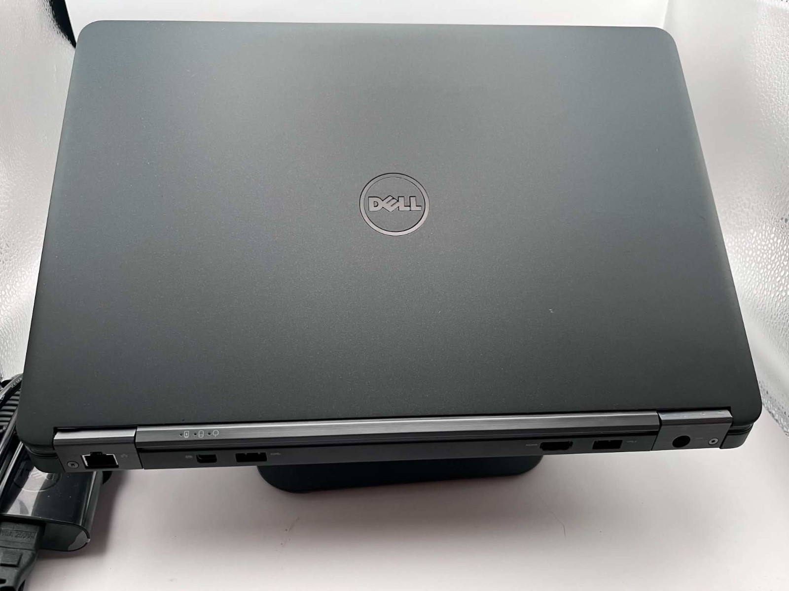Dell Latitude |Linux Zorin |i5-5300U| 8GB|256GB SSD|Backlit Keys| 1 YR WARRANTY