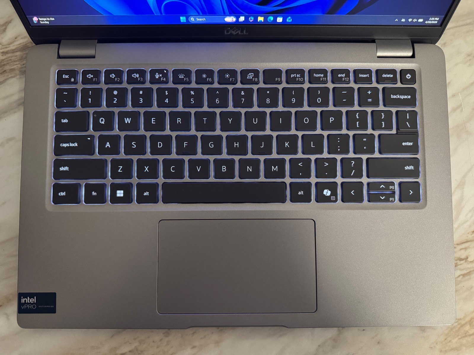 Dell Latitude 5450 Laptop – Intel Ultra 5 – 512GB – 16GB DDR5 – W11P Wtty 6/2028