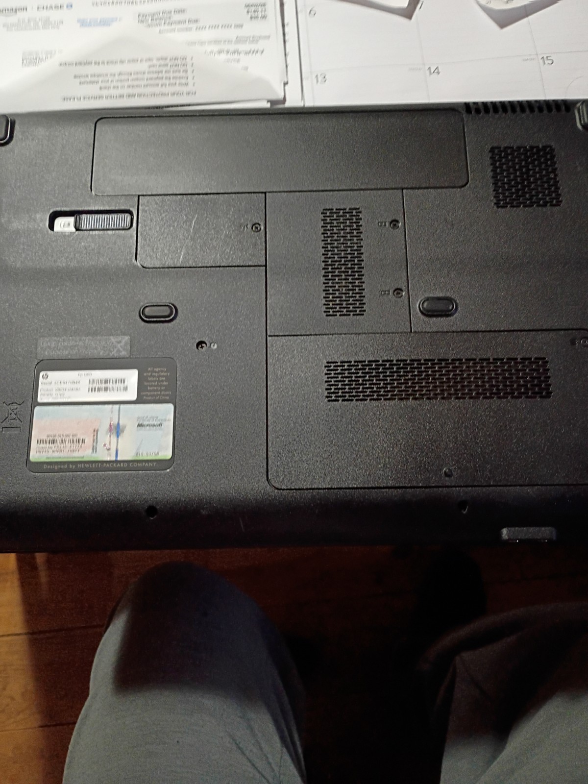 HP G60 530US laptop for Parts No HD turns on and posts Battery and Power adapter