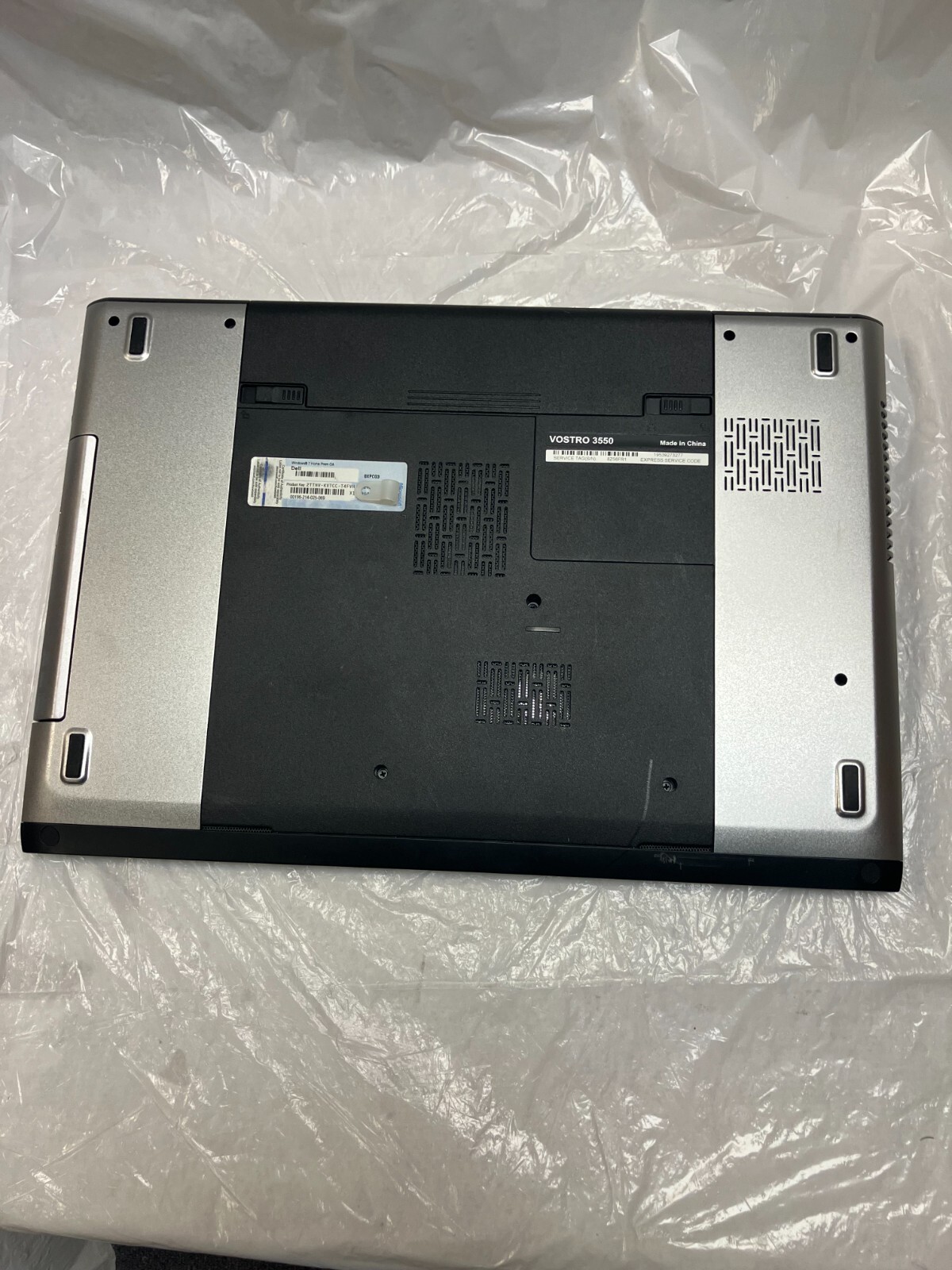 Dell Vostro 3550 15.6″ Intel Core i3-2330M 2.20GHz 2 GB RAM 250GB HDD FOR PARTS