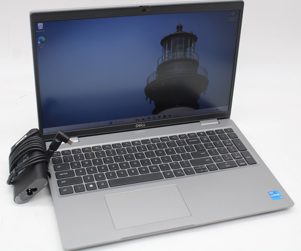 Dell Latitude 5520 – W11 Pro, 256GB SSD, 16GB RAM, Intel i5-1135G7, w/ Charger
