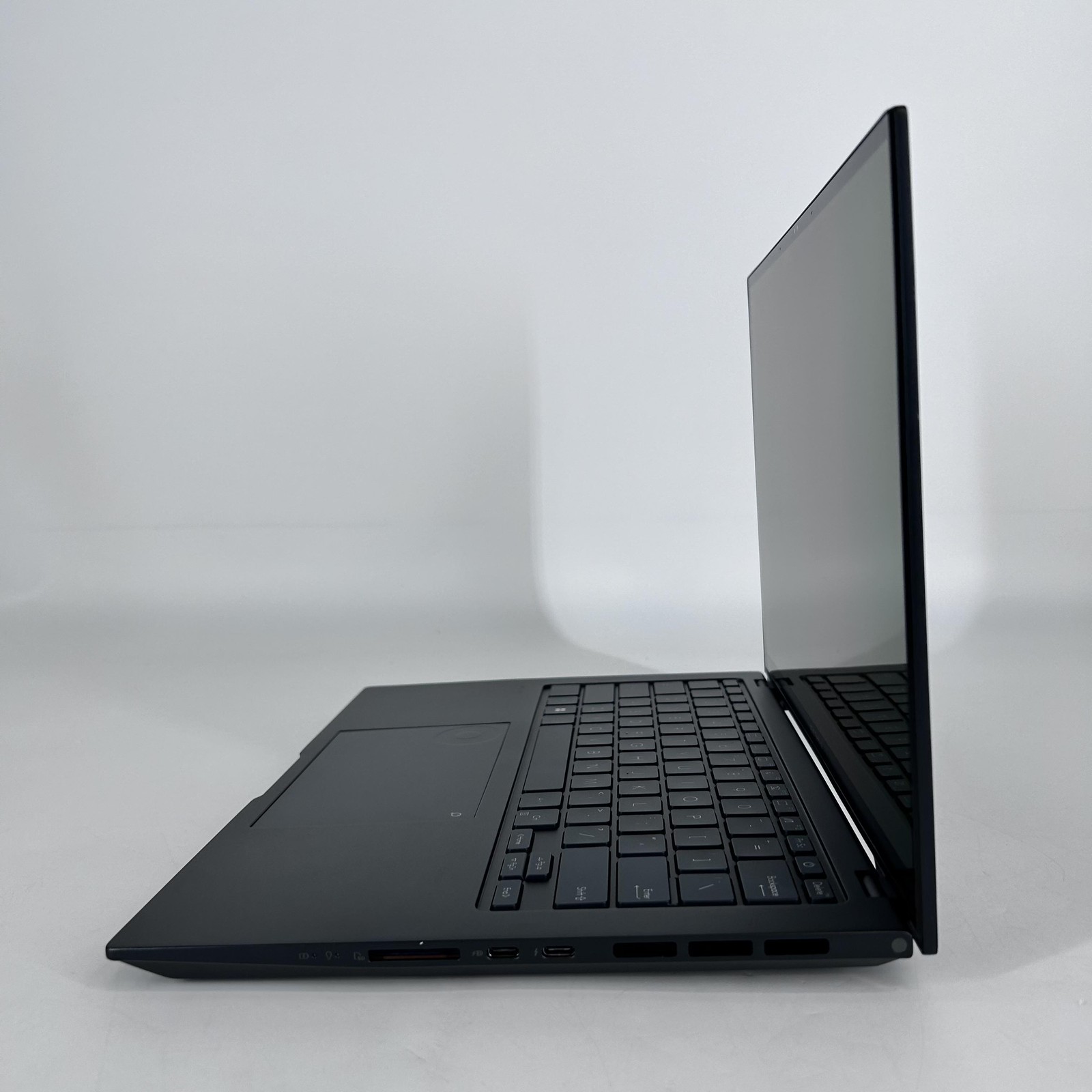 Asus Zenbook Pro 14 QHD+ 120Hz TOUCH 2.6 GHz i9-13900H 32GB 1TB SSD RTX 4060