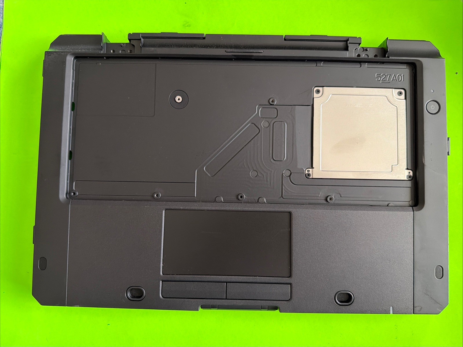 DELL LATITUDE 13 RUGGED EXTREME 7330 Palmrest Touchpad R21,7