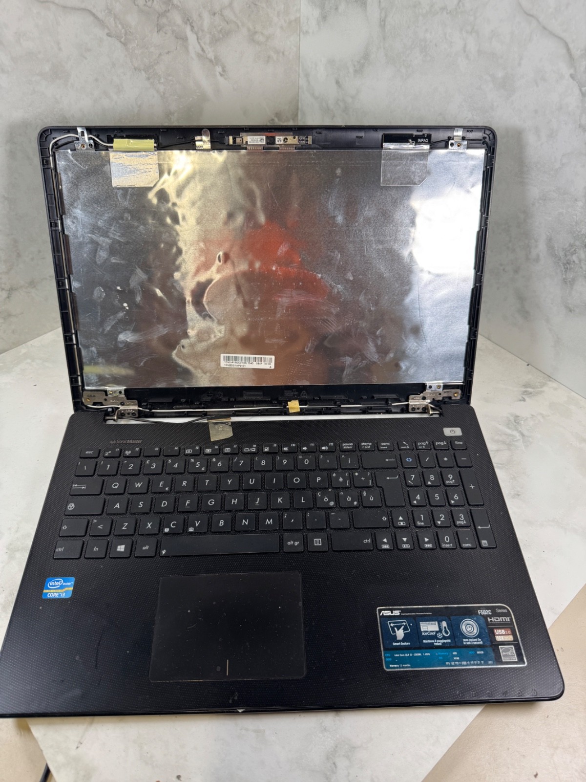 ASUS F502C Intel Core i3 HDMI USB 3.0 Notebook IT Keyboard Windows 8