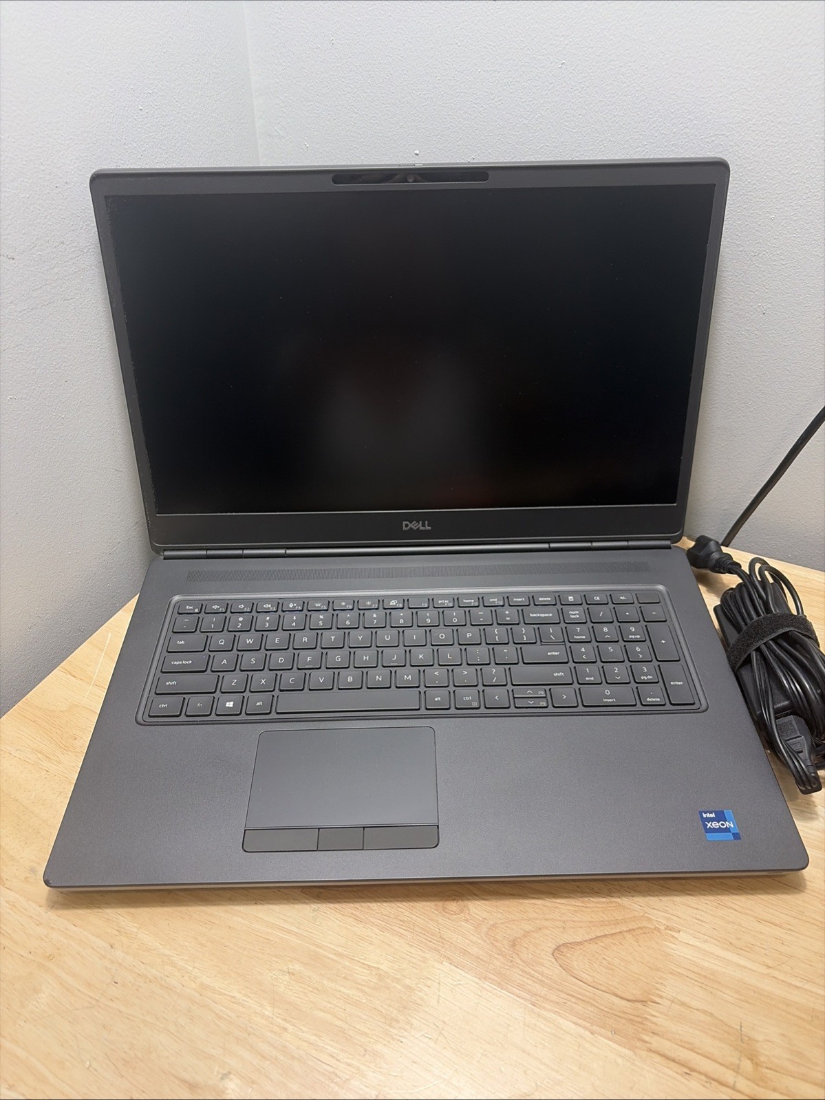 Dell Precision 7760 XEON W-11955M 2.60GHZ 64GB 512GB NVIDIA A4000 WiFi W11 Cord