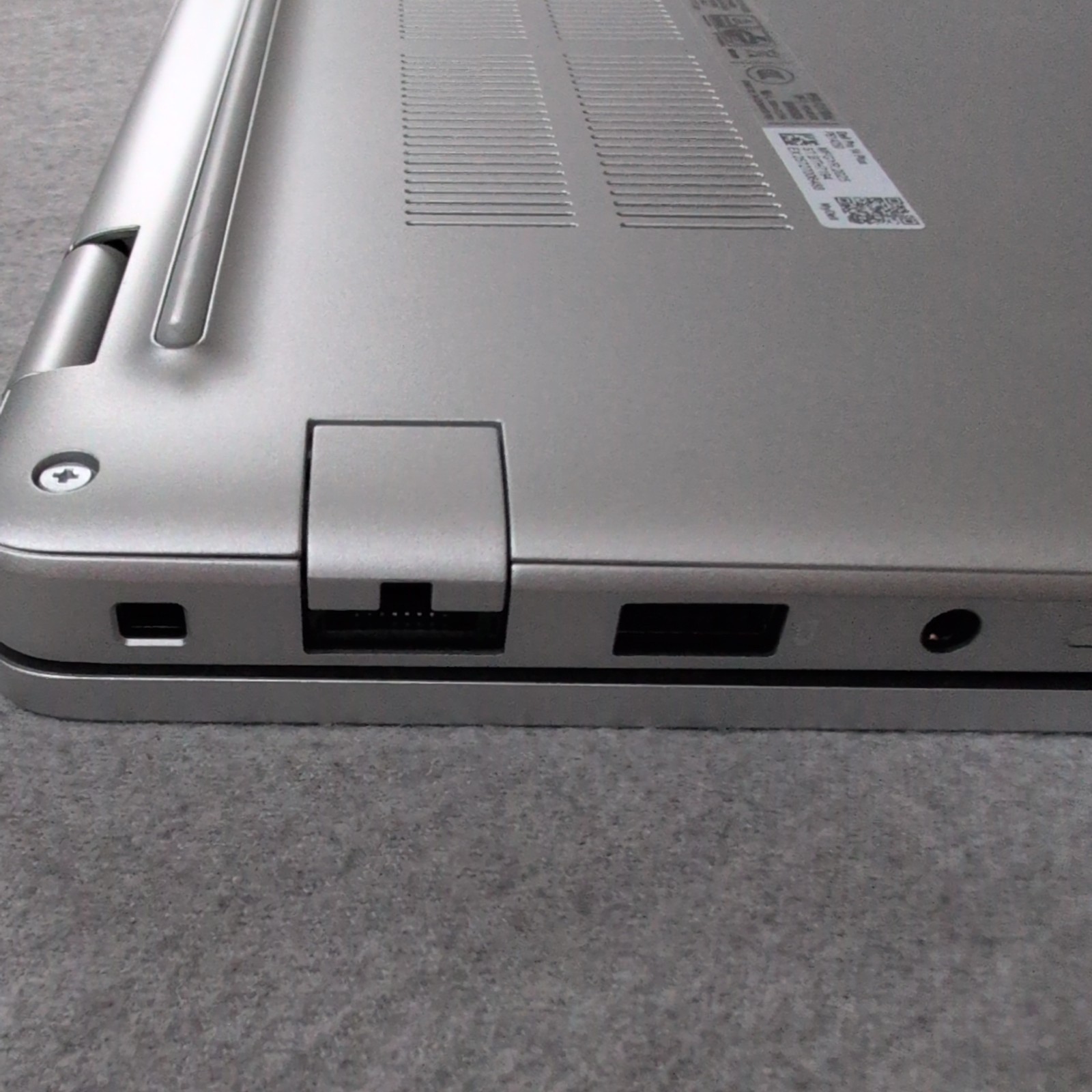 Dell Pro 14 PC14250 Laptop – Intel Ultra 5 235U vPro, 32GB RAM, 51BGB SSD, AI