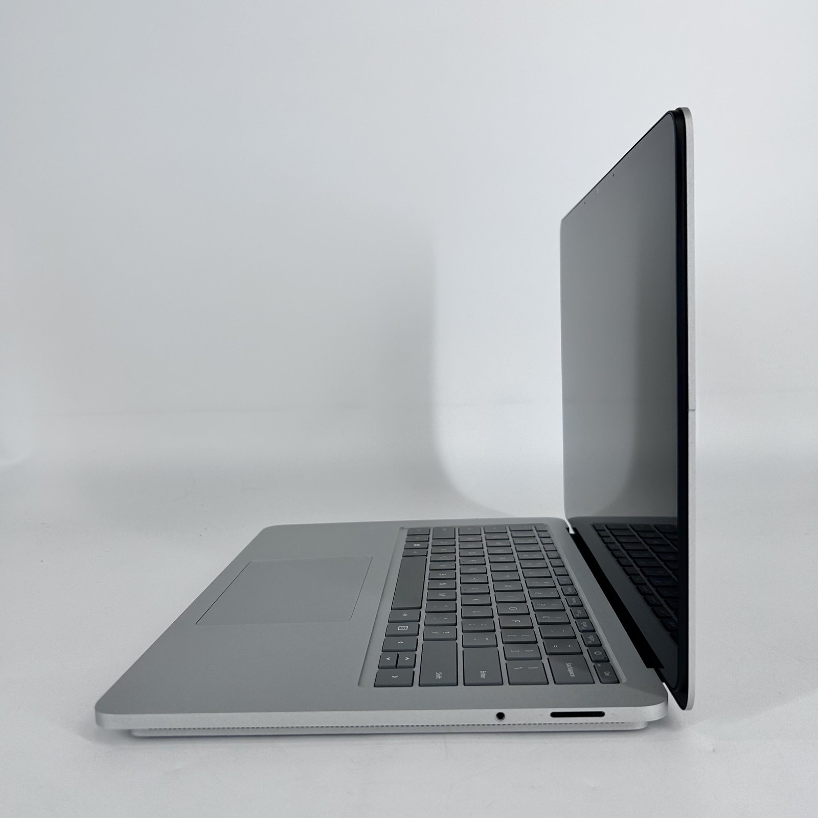 Microsoft Surface Laptop Studio 14.4 2K TOUCH i7-11370H 32GB 1TB SSD RTX 3050 Ti