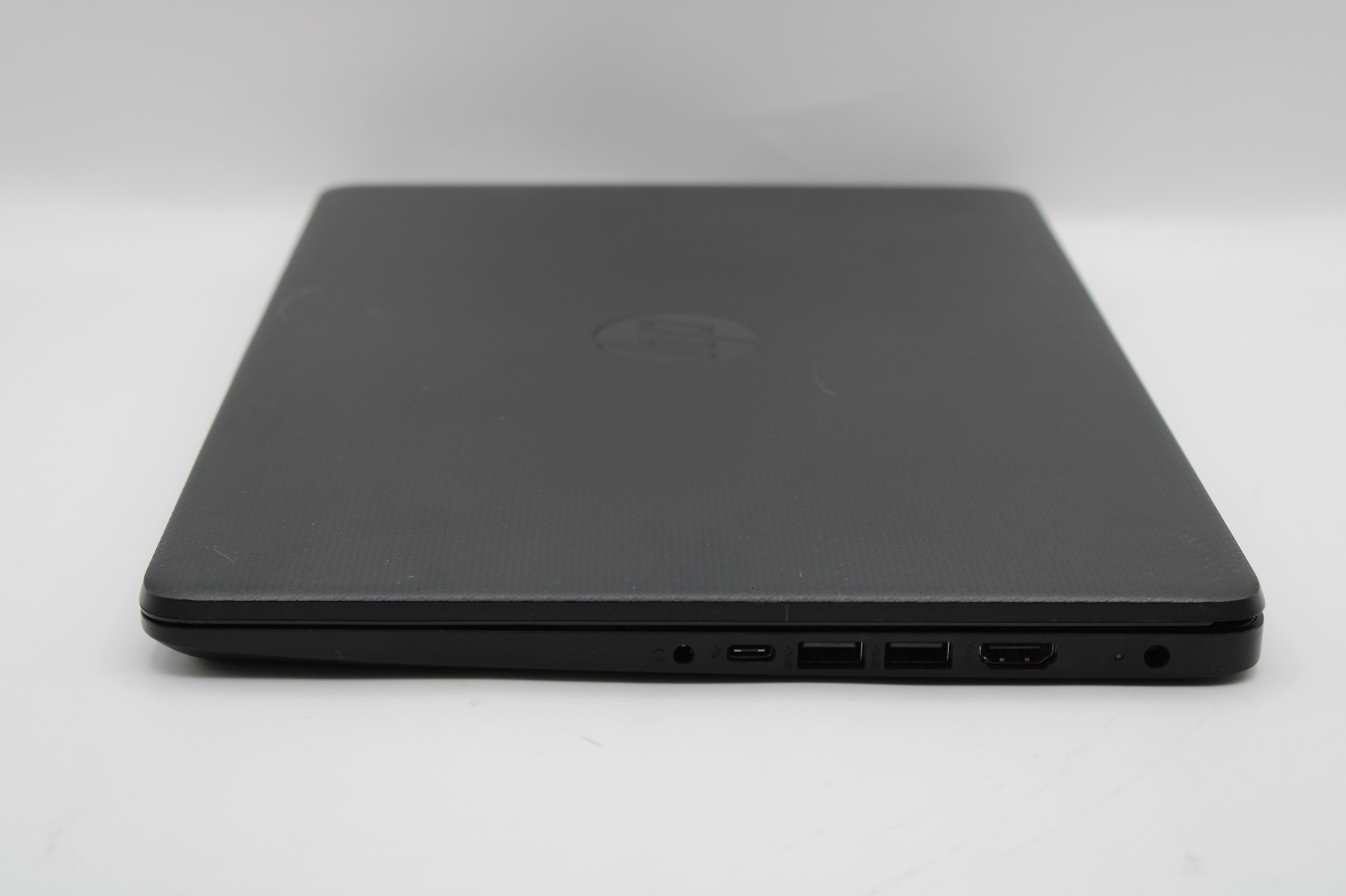 HP Laptop 14-fq0013dx AMD Athlon 3050U @ 2.3 GHz No RAM No SSD No OS *PARTS