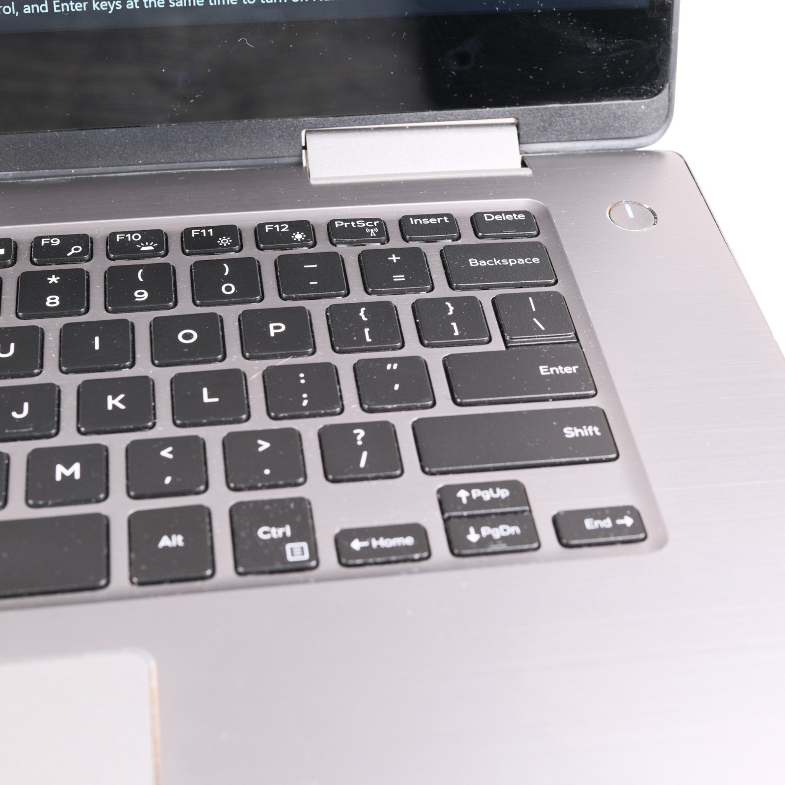 Dell Inspiron 7573 2n1 Laptop – i7-8550U @ 1.80GHz – 16GB Ram – 512 SSD (dent)