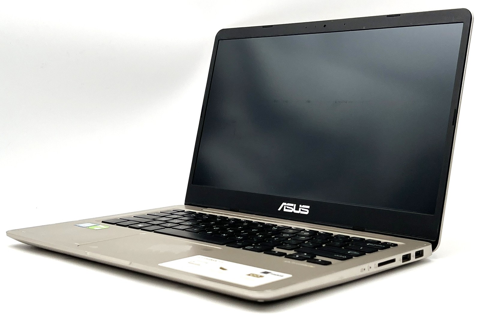 Asus NoteBook – FHD – i7 8550U – 8GB RAM – MX150 – 256GB SSD (S410UN-NS74)