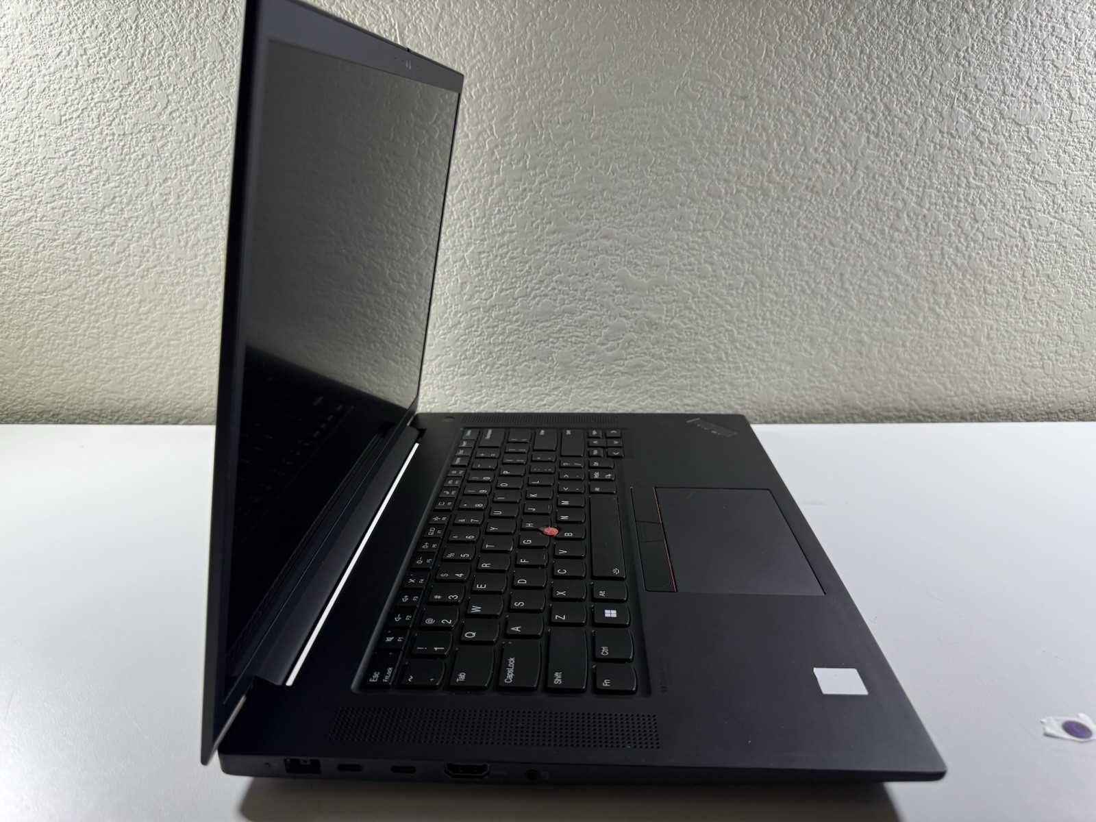 LENOVO THINKPAD P1 Gen 4 4K I7-11850H 512GB 16GB NVIDIA T1200 WIN11 NO BATTERY