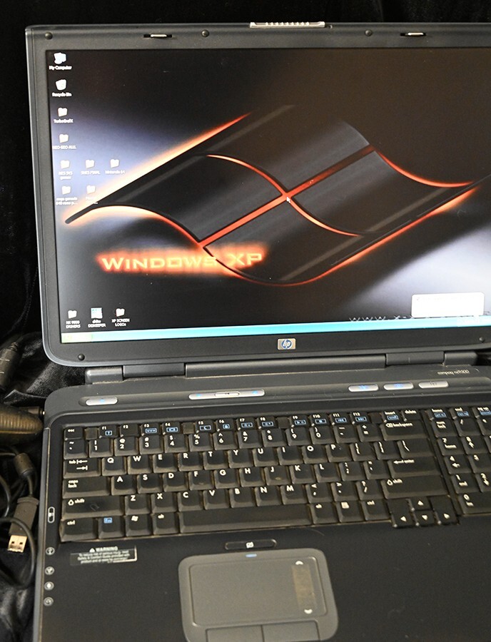 HP P4 3.02Ghz RETRO GAMING Alienware Perform. 17″ 5×4 + w/ SSD WinXP 98 95