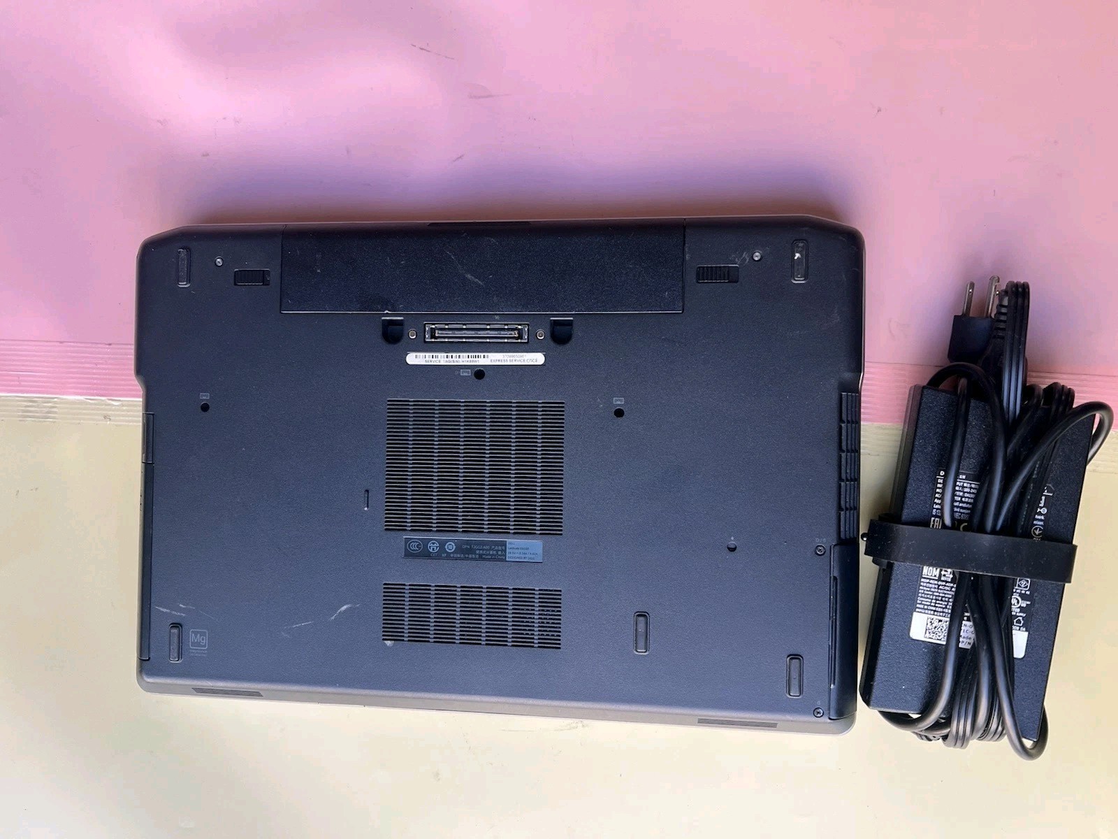 Dell Latitude E6530 Core i7-3520M 8GB RAM 0GB HD BACKLIT BLUETOOTH HDMI 1600X90