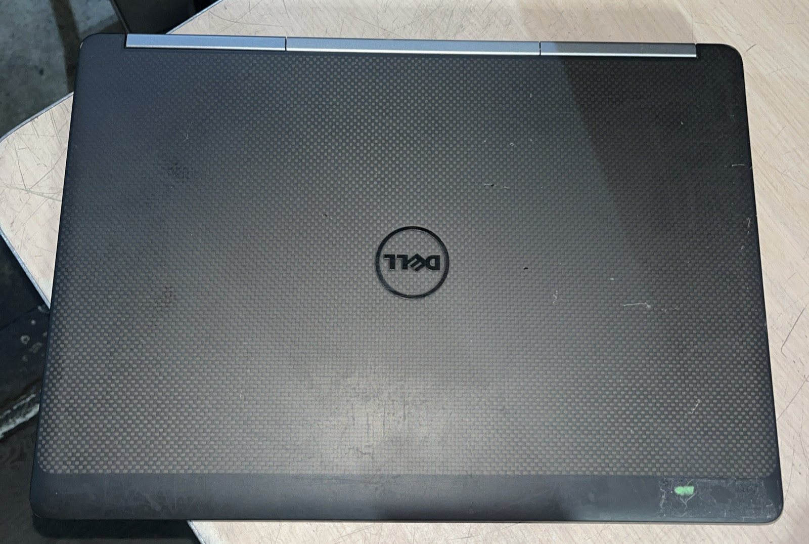 DELL LATITUDE 7520 INTEL CORE I7-7850HQ 2.9GHZ 8GB RAM NO HD