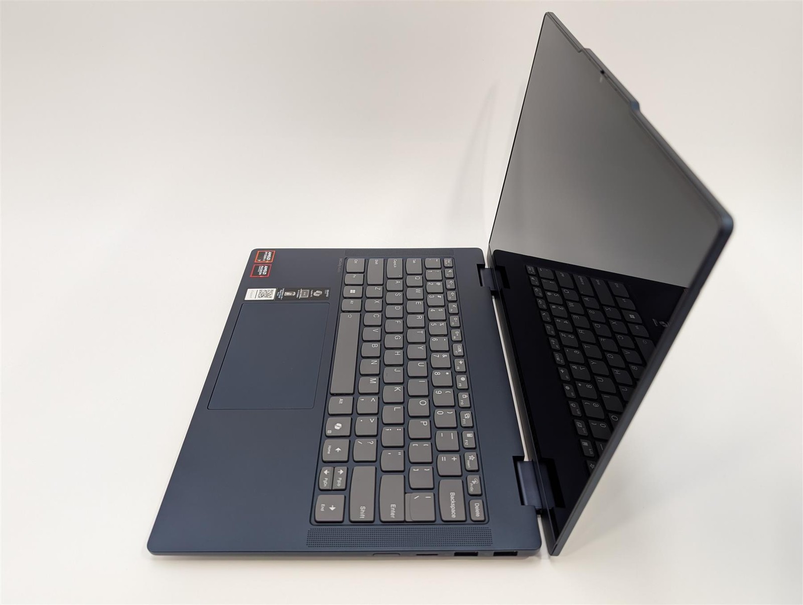Lenovo IdeaPad 5 2-in-1 14AKP10 16 GB RAM 512 GB SSD Used Excellent