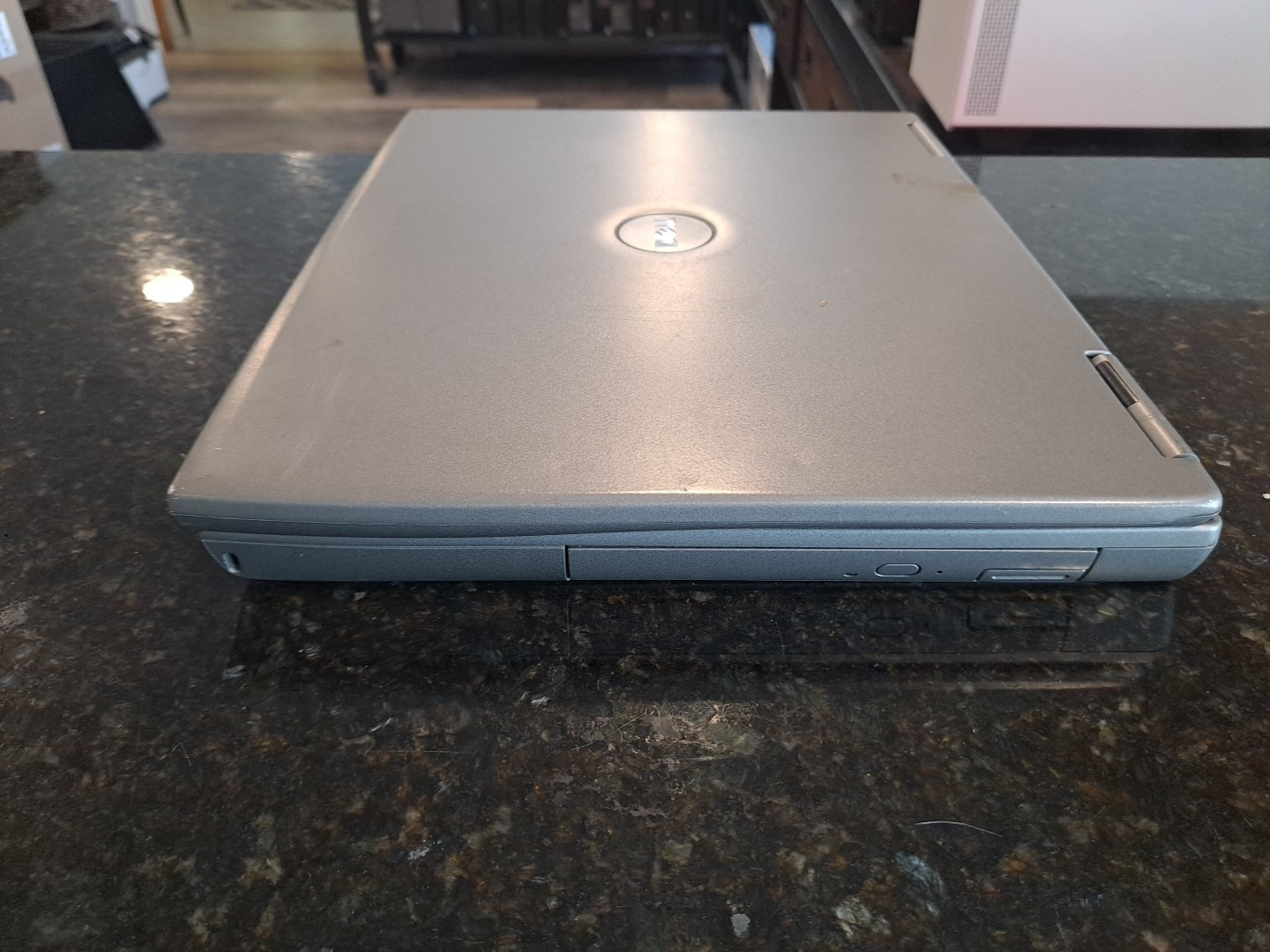 Dell Latitude D600 laptop Untested/Parts/Repair