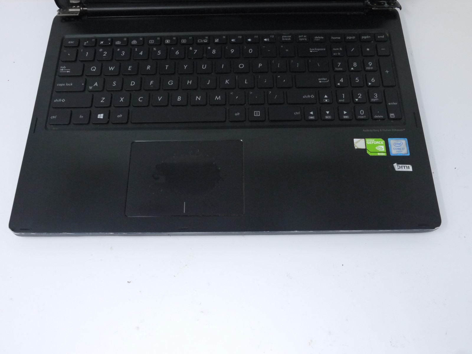 Asus Q552U 15.6” Gaming Laptop – i7-6500U / 12GB / GeForce 940M – For Repair