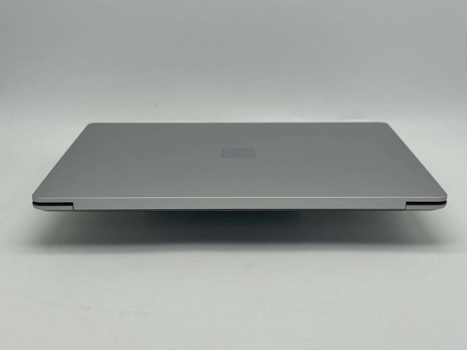 Microsoft Surface Laptop 4 Model 1950 i5-1145G7 8GB 256GB Touchscreen
